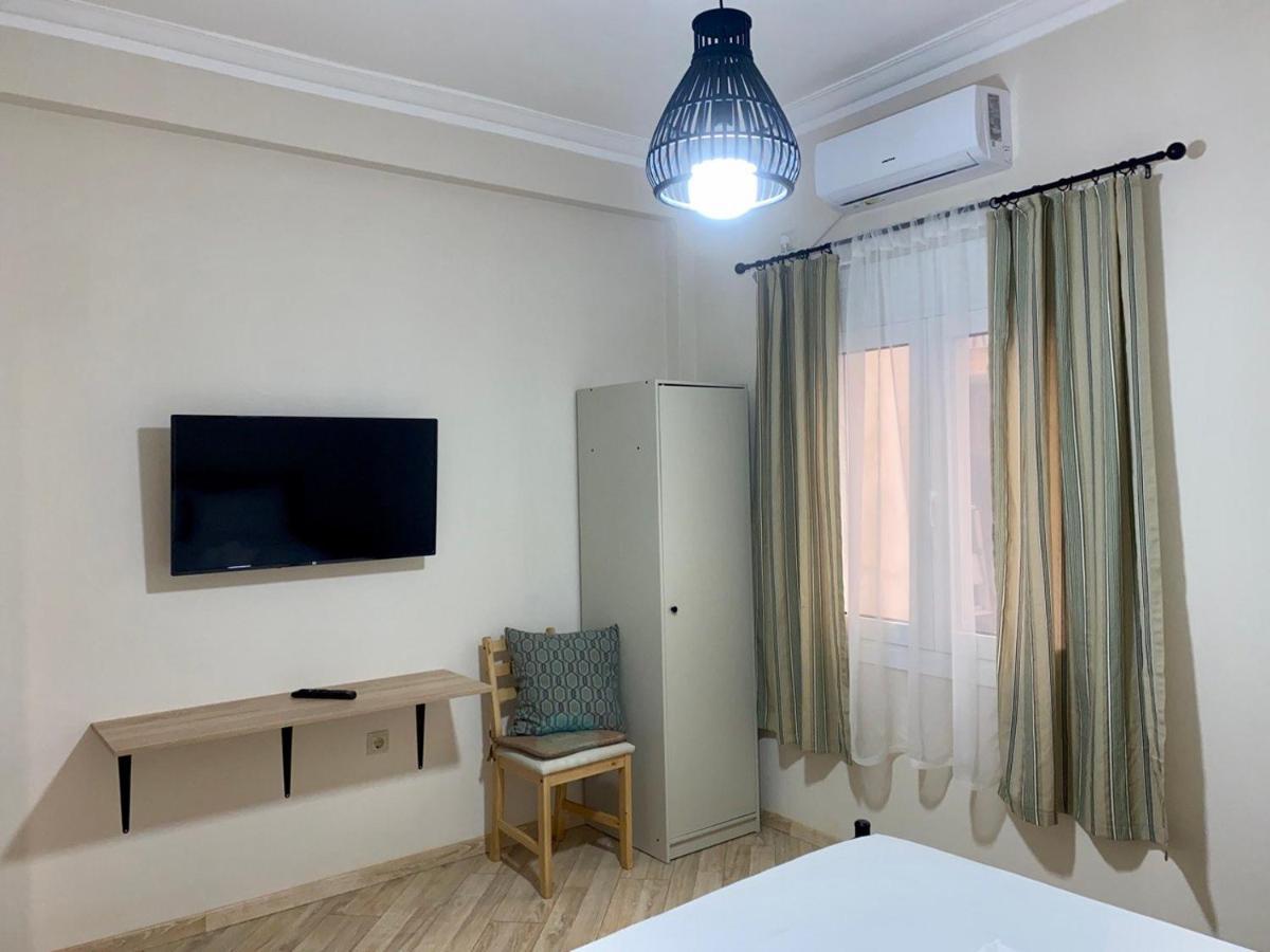 A Modern Flat In The Centre Daire Atina Dış mekan fotoğraf