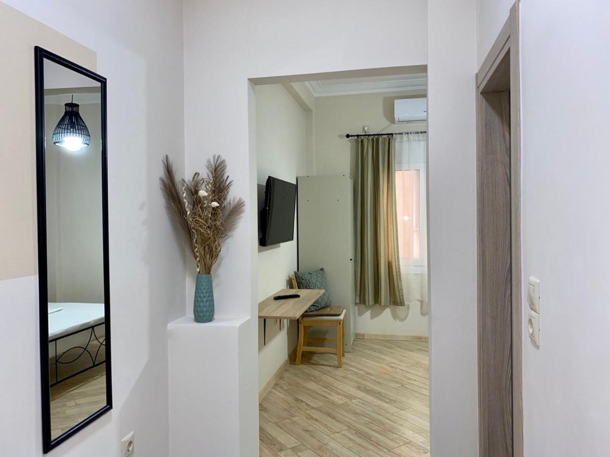 A Modern Flat In The Centre Daire Atina Dış mekan fotoğraf