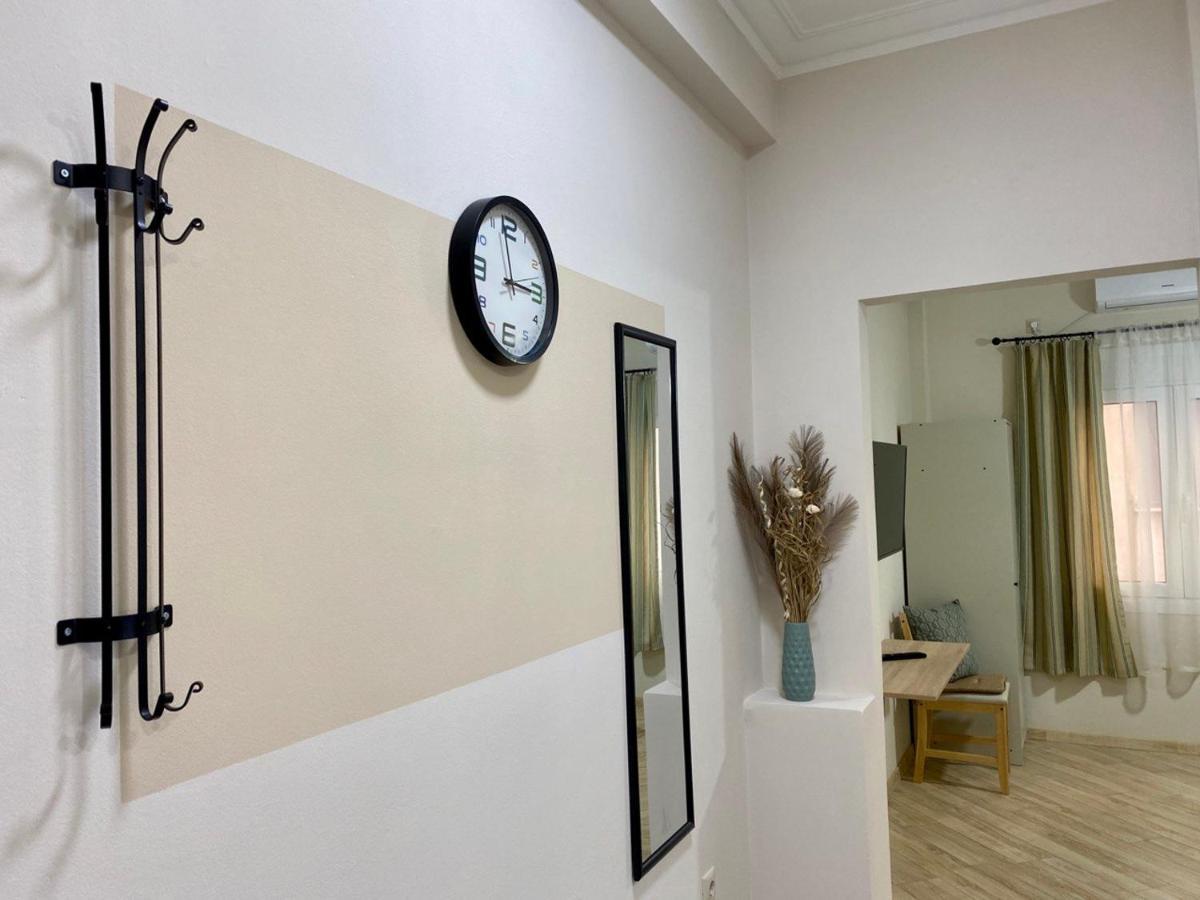 A Modern Flat In The Centre Daire Atina Dış mekan fotoğraf